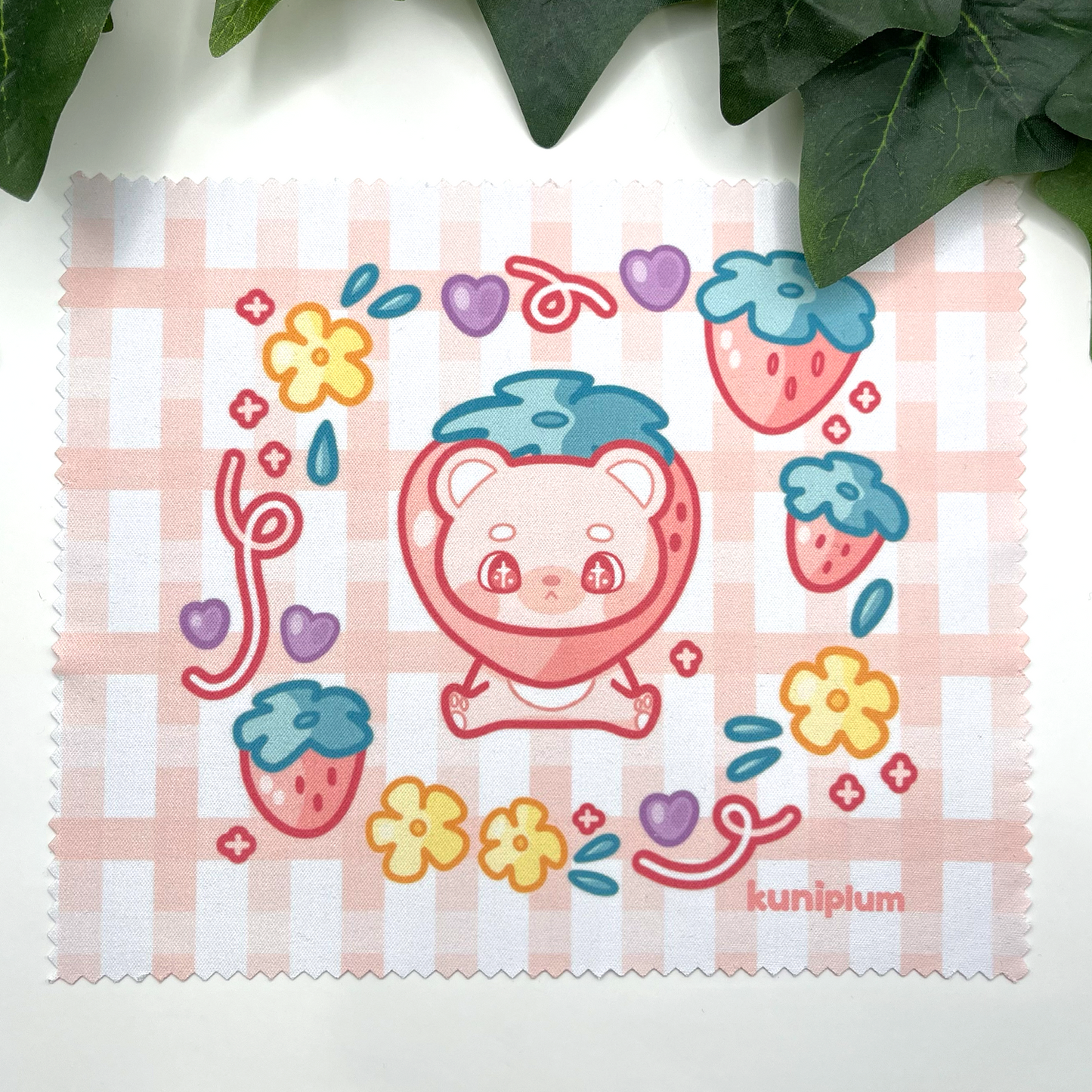 Strawberry Bear Lens Cloth