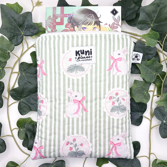 Small Strawberry Garden Quilted Book Sleeve