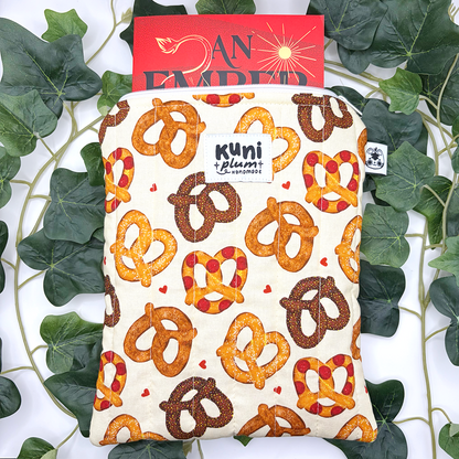 Small Pretzels Quilted Book Sleeve