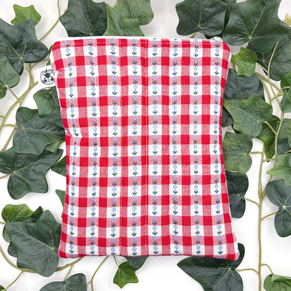 Small Red Gingham Flowers Quilted Book Sleeve