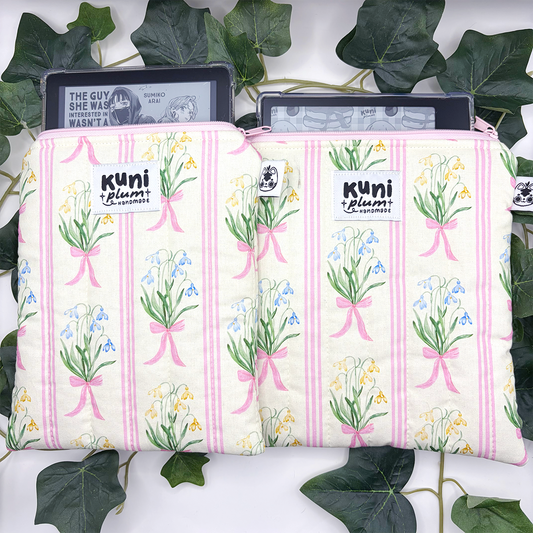 Floral Bouquet Quilted eReader Sleeve
