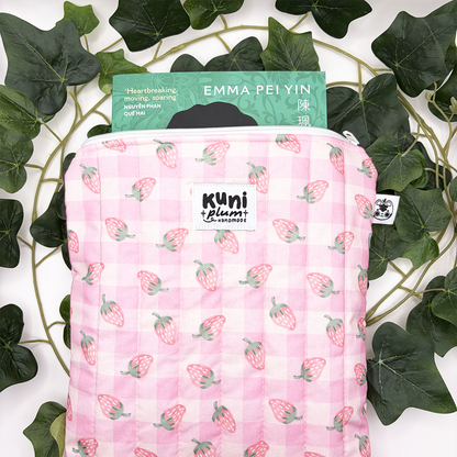 Large Strawberry Gingham Quilted Book Sleeve
