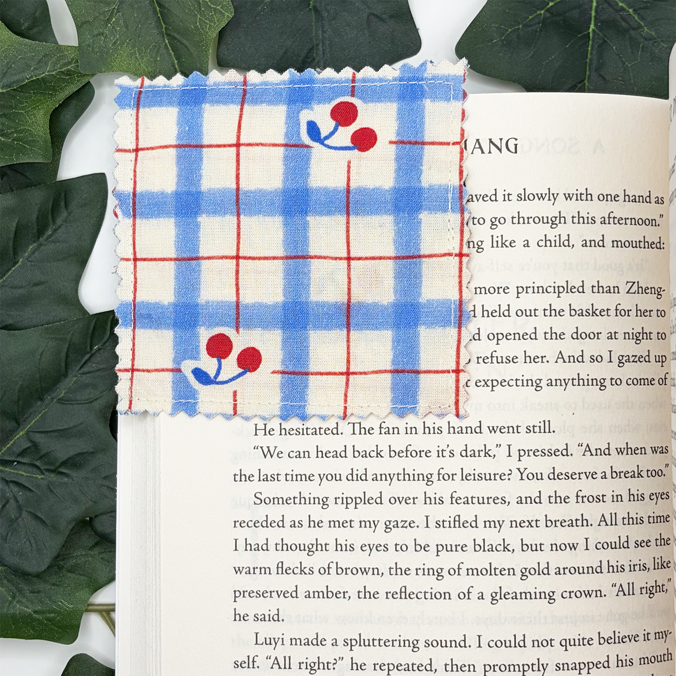 Fabric Corner Bookmark (Random Design)